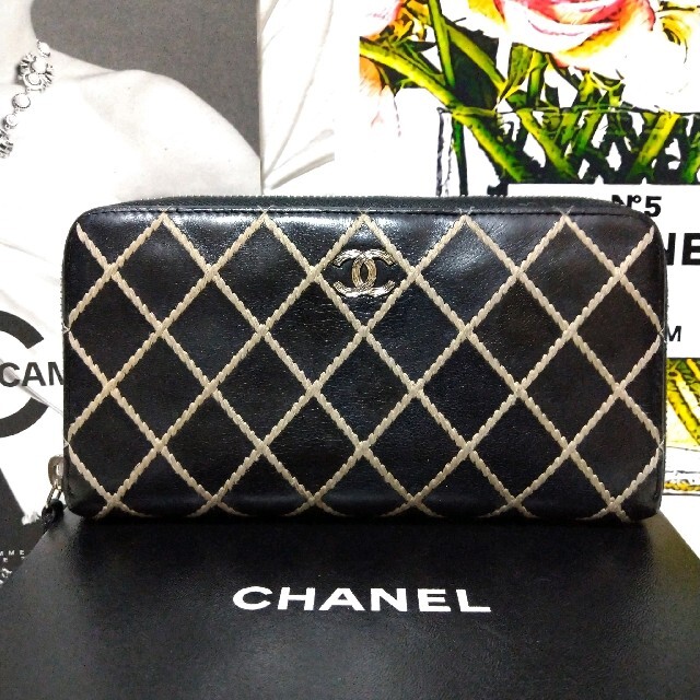 CHANEL(シャネル)のCHANEL　シャネル　長財布　ワイルドステッチ　ラウンドファスナー　黒 レディースのファッション小物(財布)の商品写真