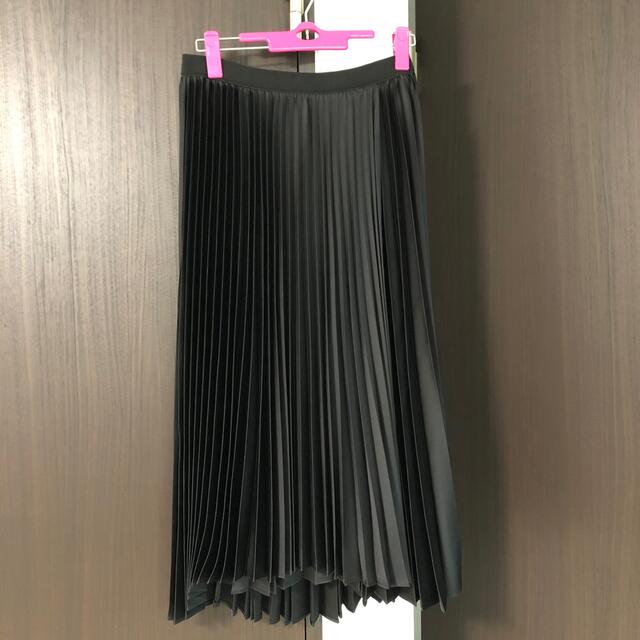 UNIQLO(ユニクロ)のプリーツラップスカート　ユニクロ　セオリー　コラボ レディースのスカート(ひざ丈スカート)の商品写真