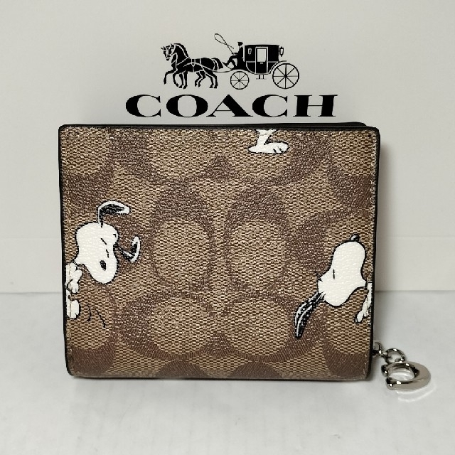 COACH(コーチ)の新品未使用　coach　コーチ　スヌーピー　二つ折り財布 レディースのファッション小物(財布)の商品写真