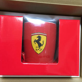 フェラーリ(Ferrari)のフェラーリ×マルボロ コラボマグカップ♡(グラス/カップ)