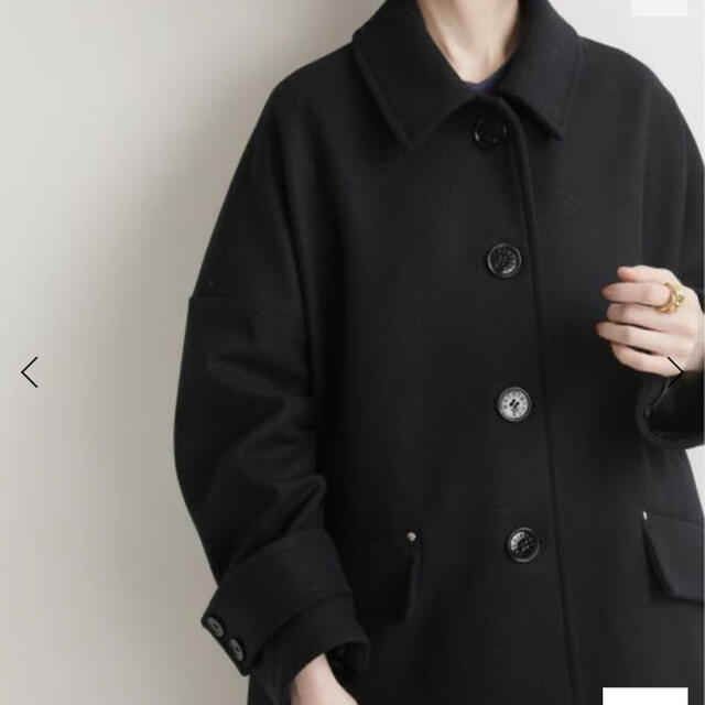 IENA(イエナ)のIENA別注マッキントッシュ　サイズ38 黒新品未使用 レディースのジャケット/アウター(ピーコート)の商品写真
