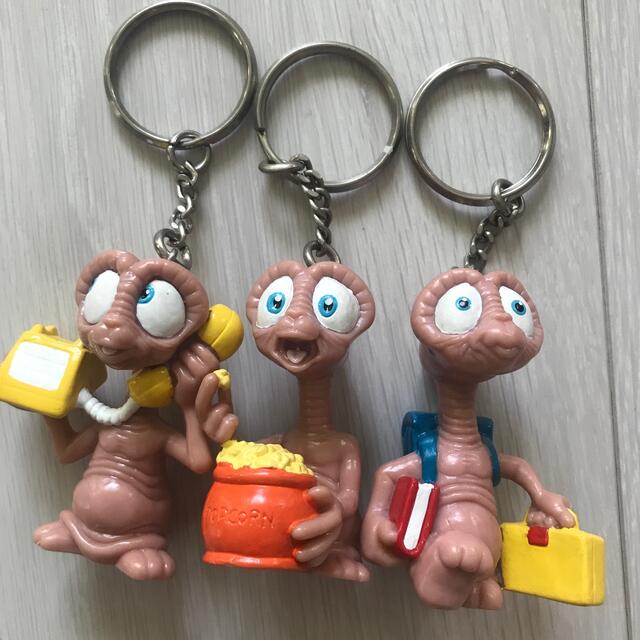 USJ(ユニバーサルスタジオジャパン)のE.T.セット　ピアス　ネックレス　オーナメント　キーホルダー　ペッツ エンタメ/ホビーのフィギュア(その他)の商品写真