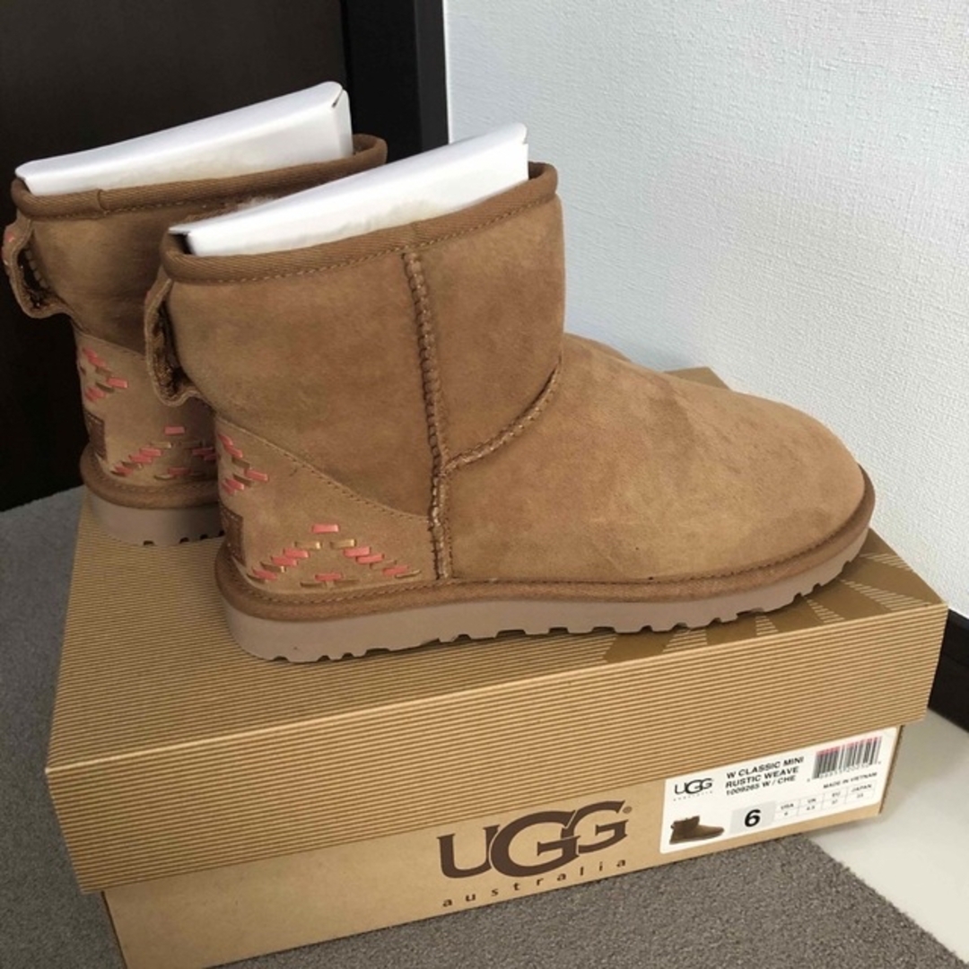 UGG CLASSIC MINI RUSTICWEAVE 完売 シープ ムートン - ブーツ