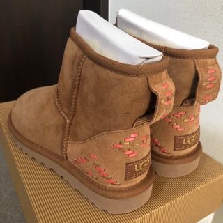 レア UGG アグ ショート ムートン ブーツ 星柄 ヒトデ ベージュ