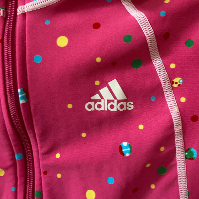 adidas(アディダス)の★アディダス★ピンク パーカー 水着のような素材 Sサイズ 1回使用 スポーツ/アウトドアのトレーニング/エクササイズ(その他)の商品写真