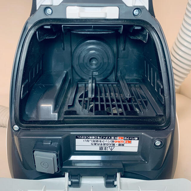 Panasonic 紙パック式掃除機　MC-PKL20A-W 2019年製 7