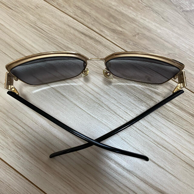 Saint Laurent(サンローラン)のサンローラン　サングラス レディースのファッション小物(サングラス/メガネ)の商品写真