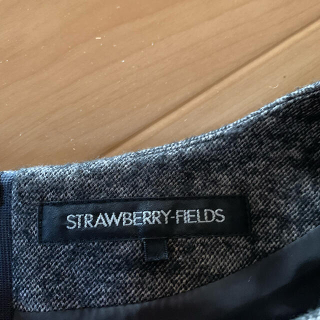 STRAWBERRY-FIELDS(ストロベリーフィールズ)の美品 ストロベリーフィールズ ワンピース  レディースのワンピース(ひざ丈ワンピース)の商品写真