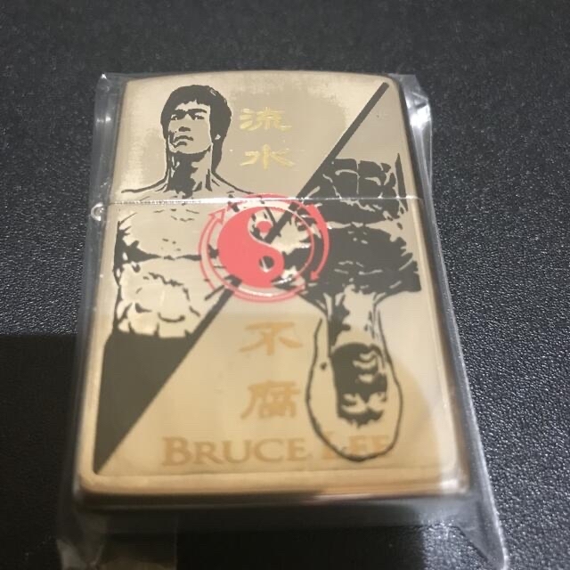 ZIPPO(ジッポー)のブルース•リーzippo限定版④ メンズのファッション小物(タバコグッズ)の商品写真