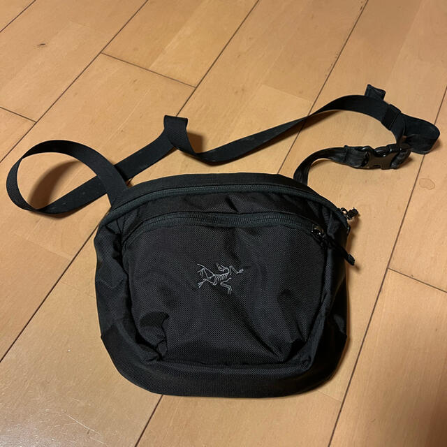 ARC'TERYX(アークテリクス)のアークテリクス　マカ２ メンズのバッグ(ショルダーバッグ)の商品写真