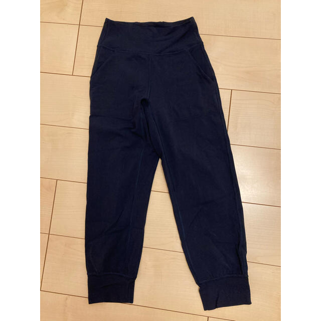 lululemon(ルルレモン)のlululemon Align jogger crop サイズ2 レディースのレッグウェア(レギンス/スパッツ)の商品写真