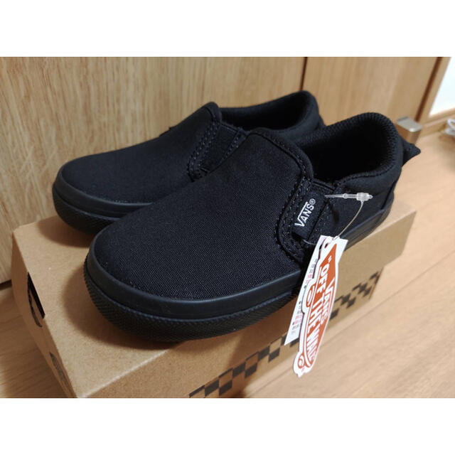 VANS(ヴァンズ)の新品VANSスリッポンslipon バンズOLDSKOOL オールドスクール15 キッズ/ベビー/マタニティのキッズ靴/シューズ(15cm~)(スニーカー)の商品写真