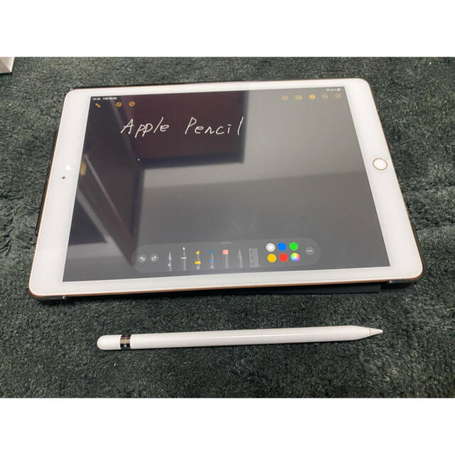 Apple(アップル)のiPad 第8世代　wifi 32gb Apple pencil ケース付き スマホ/家電/カメラのPC/タブレット(タブレット)の商品写真