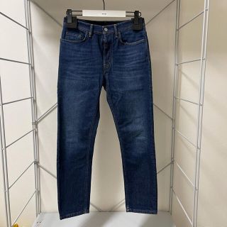 アクネ(ACNE)のAcne Studios スリムテーパードジーンズ 29/32(デニム/ジーンズ)