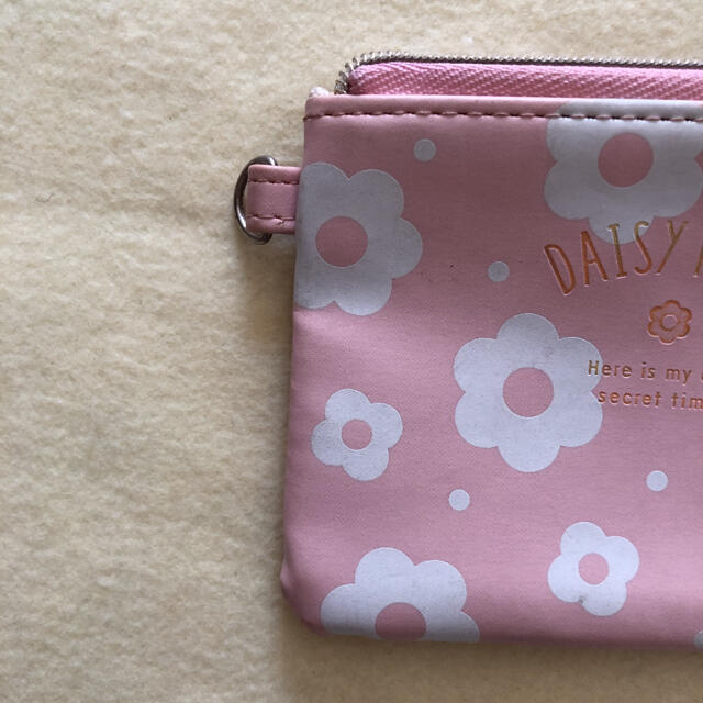 DAISY ROOM パスケース&コインケース 白いお花 パステルピンク レディースのファッション小物(名刺入れ/定期入れ)の商品写真