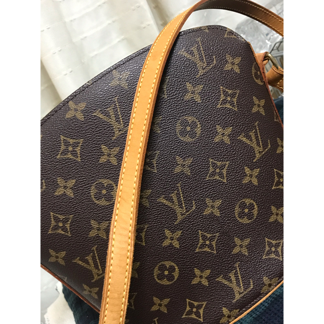 LOUIS VUITTON(ルイヴィトン)のヴィトン　ドルーオ レディースのバッグ(ショルダーバッグ)の商品写真