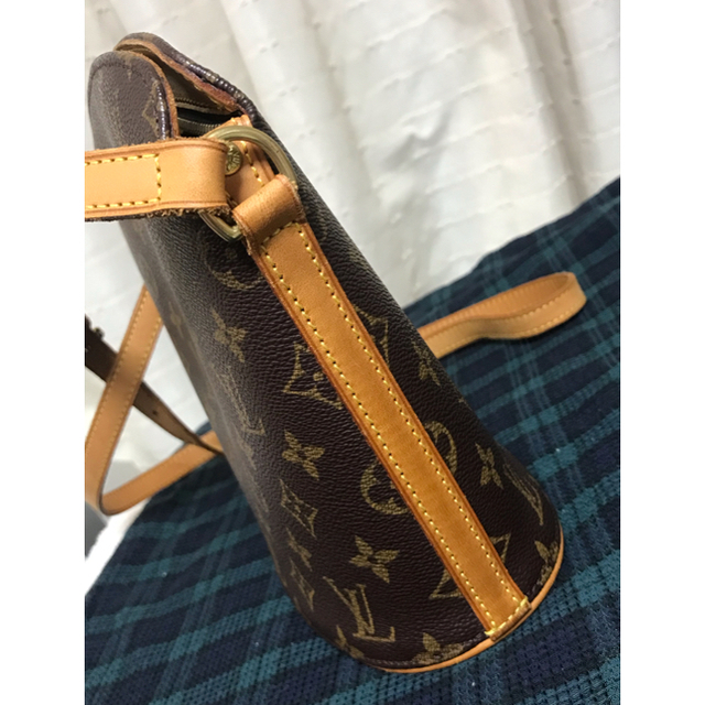 LOUIS VUITTON(ルイヴィトン)のヴィトン　ドルーオ レディースのバッグ(ショルダーバッグ)の商品写真