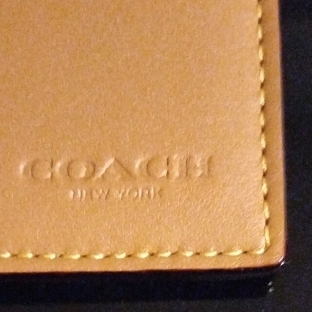 COACH(コーチ)のCOACH パスポートケース　　カードケース レディースのファッション小物(パスケース/IDカードホルダー)の商品写真
