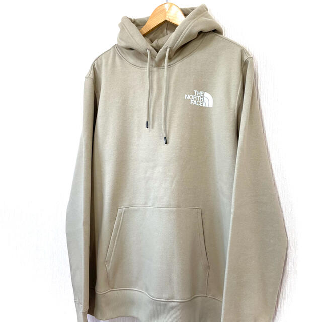 THE NORTH FACE(ザノースフェイス)のベージュ BOX ☆ ノースフェイス BOX パーカー FLAX  XXL 3L メンズのトップス(パーカー)の商品写真