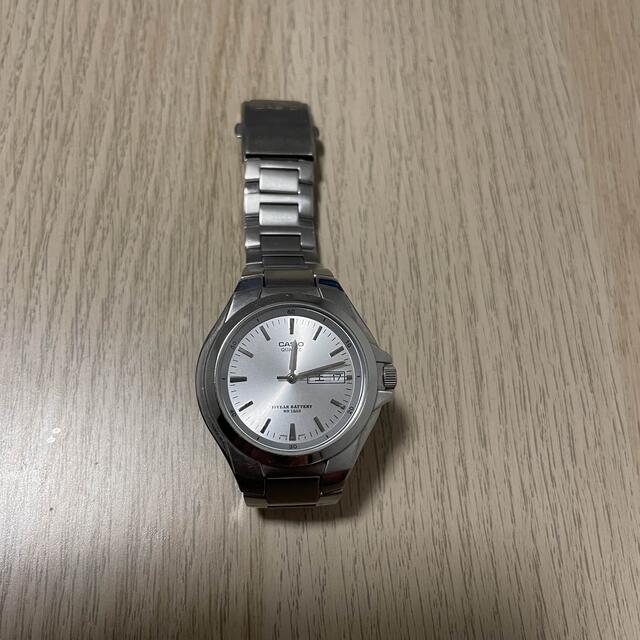 CASIO(カシオ)のカシオ　シルバー腕時計 メンズの時計(腕時計(アナログ))の商品写真