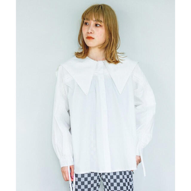 【SANSeLF】arm gather blouse sanw21a013 同型 レディースのトップス(シャツ/ブラウス(長袖/七分))の商品写真