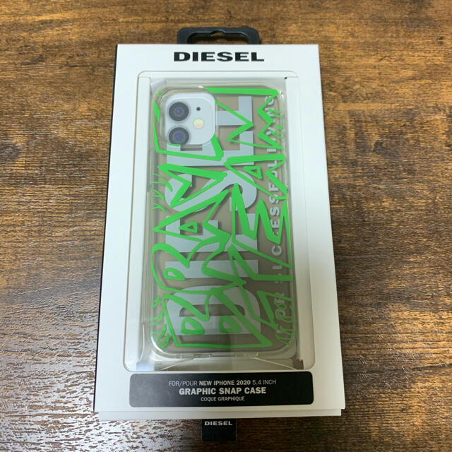 DIESEL(ディーゼル)のDIESEL スマホケース (iPhone12mini) スマホ/家電/カメラのスマホアクセサリー(iPhoneケース)の商品写真