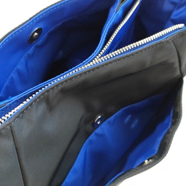 agnes b.(アニエスベー)の美品　アニエスベー　2way ナイロン　トート　ショルダー　バック　黒　青 レディースのバッグ(ショルダーバッグ)の商品写真