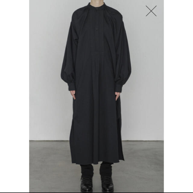 HYKE(ハイク)のhyke linen smock onepiece 1 レディースのワンピース(ロングワンピース/マキシワンピース)の商品写真