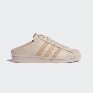 アディダス(adidas)のアディダス　ミュール　ベージュ(スニーカー)