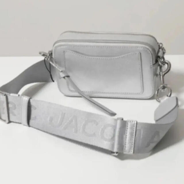 【‼️美品‼️】MARC JACOBS スナップショット　【シルバー】