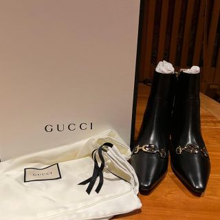 グッチ(Gucci)の【GUCCI】Zumi☆ジッパークロージャーレザーアンクルブーツ*45mm(ブーツ)