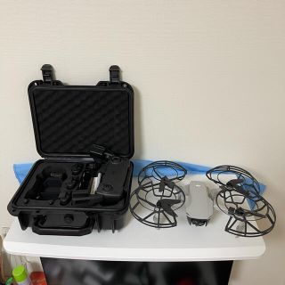 国内正規品DJI Mavic MiniコンボGPS3軸ジンバル2.7K199 g(ホビーラジコン)