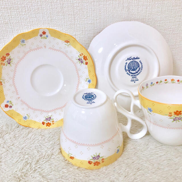 Noritake 新品ノリタケ ペアマグカップ&ソーサー トゥルーラブ 黄色花柄