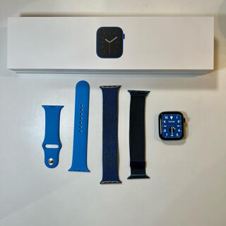 アップル(Apple)の【バンド3種】Apple Watch Series6 44mm ブルー GPS(腕時計(デジタル))