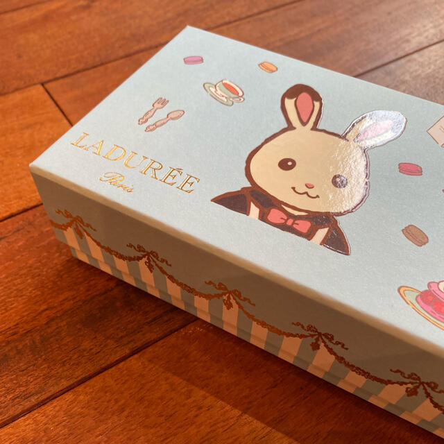 LADUREE(ラデュレ)のラデュレ　Ladurée シルバニアファミリー　空箱 インテリア/住まい/日用品のインテリア小物(小物入れ)の商品写真