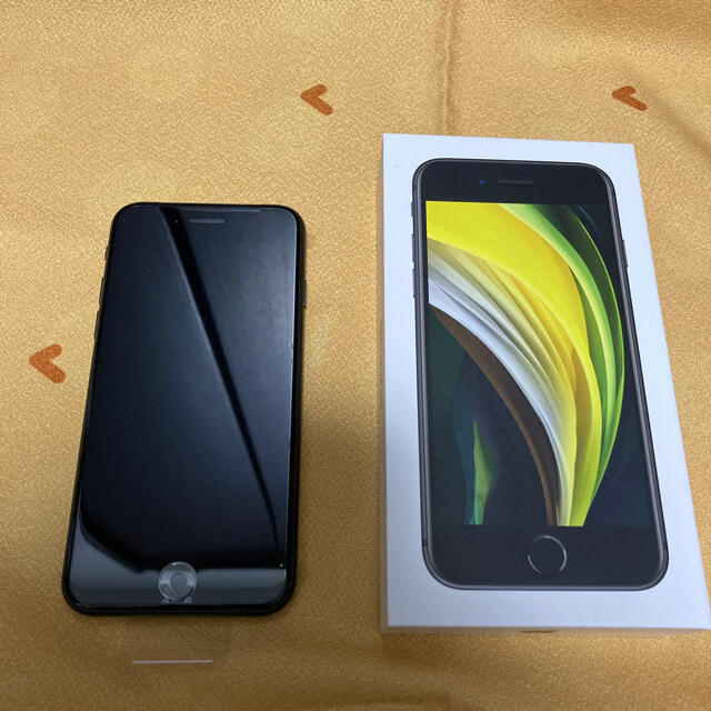iPhone SE 第2世代 64GB ブラック SIMフリー スマートフォン本体