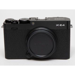 フジフイルム(富士フイルム)のFujifilm X-E4 ボディ ブラック 美品(ミラーレス一眼)