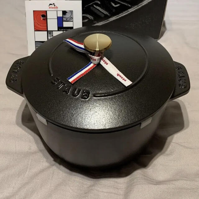 定番大得価 STAUB STAUB ストウブ ファミリーライスココット GOHAN Lサイズ ブラックの通販 by にこ's  shop｜ストウブならラクマ