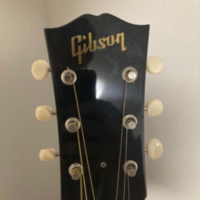 Gibson(ギブソン)のギブソン　j 45 楽器のギター(アコースティックギター)の商品写真