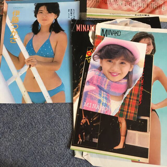 直営通販サイトです charの、アイドル時代からの切り抜きコピー一式