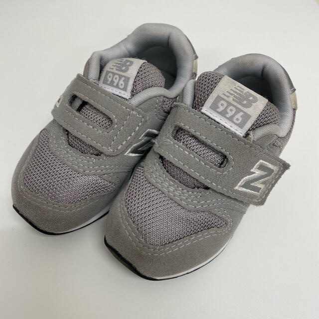 New Balance(ニューバランス)のニューバランス 996 12センチ グレー キッズ/ベビー/マタニティのベビー靴/シューズ(~14cm)(スニーカー)の商品写真