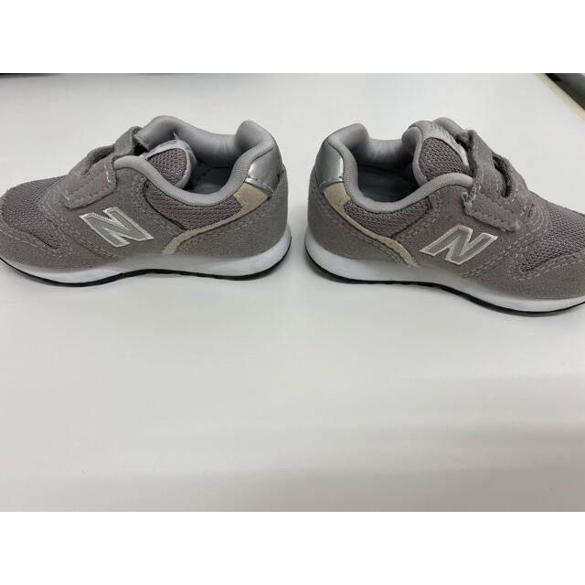 New Balance(ニューバランス)のニューバランス 996 12センチ グレー キッズ/ベビー/マタニティのベビー靴/シューズ(~14cm)(スニーカー)の商品写真