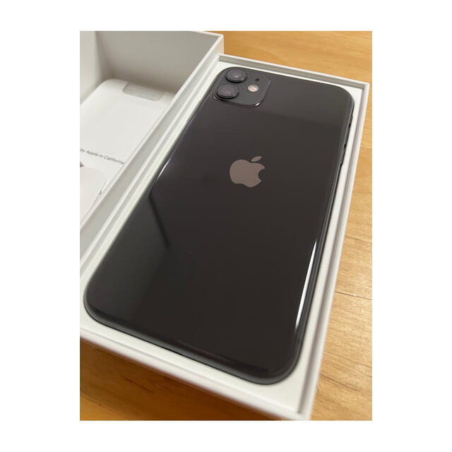 iPhone 11 ブラック 128 GB au SIMフリー　本体