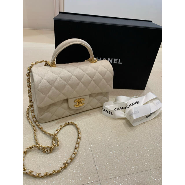 CHANEL(シャネル)のchanel ミニマトラッセ ハンドル付き レディースのバッグ(ショルダーバッグ)の商品写真