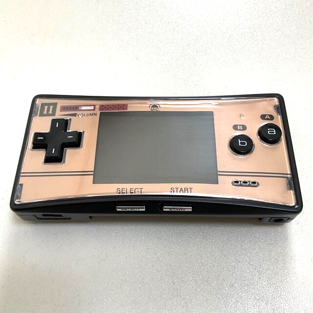 ゲームボーイアドバンス(ゲームボーイアドバンス)の【フントくん様専用】GBA ミクロ / ブラック【ソフトおまけ付き】 エンタメ/ホビーのゲームソフト/ゲーム機本体(携帯用ゲーム機本体)の商品写真