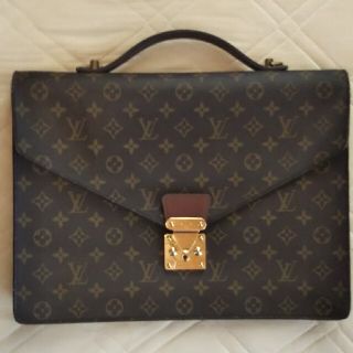 ルイヴィトン(LOUIS VUITTON)の☆売り切り価格☆ルイヴィトン ポルトドキュマン バンドリエール ビジネスバック(ビジネスバッグ)