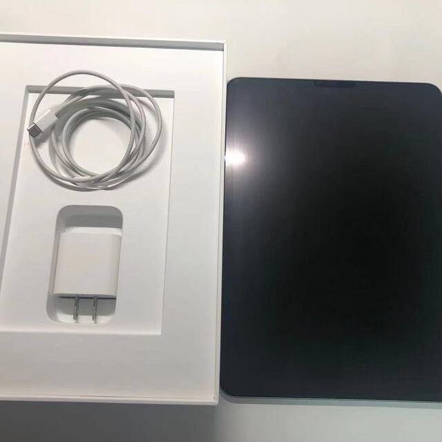 Apple(アップル)の最終値下げ　iPad pro 11 2018 64g スペースグレー スマホ/家電/カメラのPC/タブレット(タブレット)の商品写真