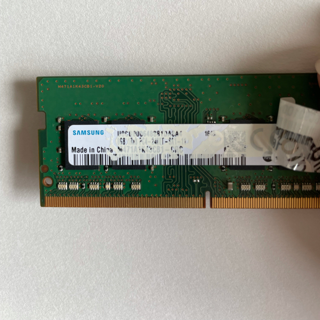 SO-DIMM DDR4メモリー PC4-2400T-SA1-11 8GB 1