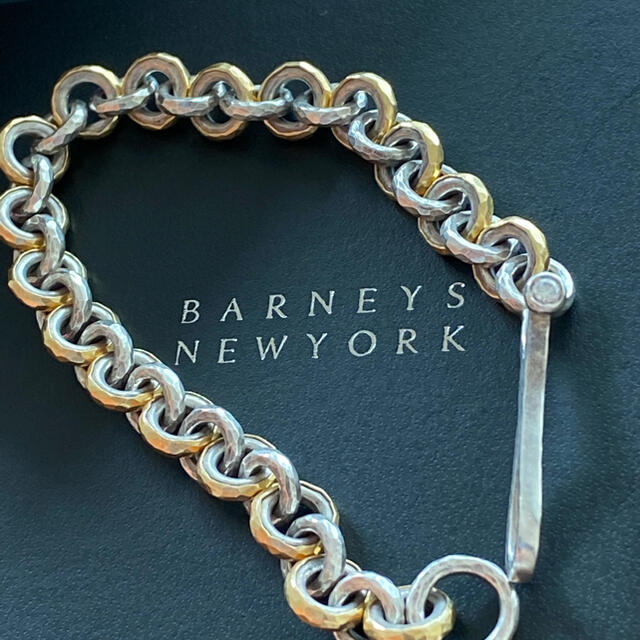 BARNEYS NEW YORK(バーニーズニューヨーク)のマルコムベッツ　ダイヤ付き　ブレスレット　バングル レディースのアクセサリー(ブレスレット/バングル)の商品写真