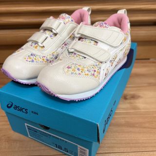 アシックス(asics)のご専用　新品　アシックス　18.5(スニーカー)